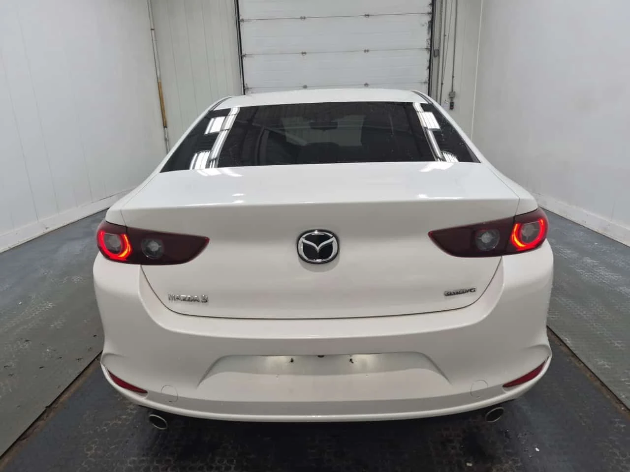 Mazda 3 GS| МЪРТВА ТОЧКА| ЗАДНА КАМЕРА| 2 КЛЮЧА| , снимка 6 - Автомобили и джипове - 54376921