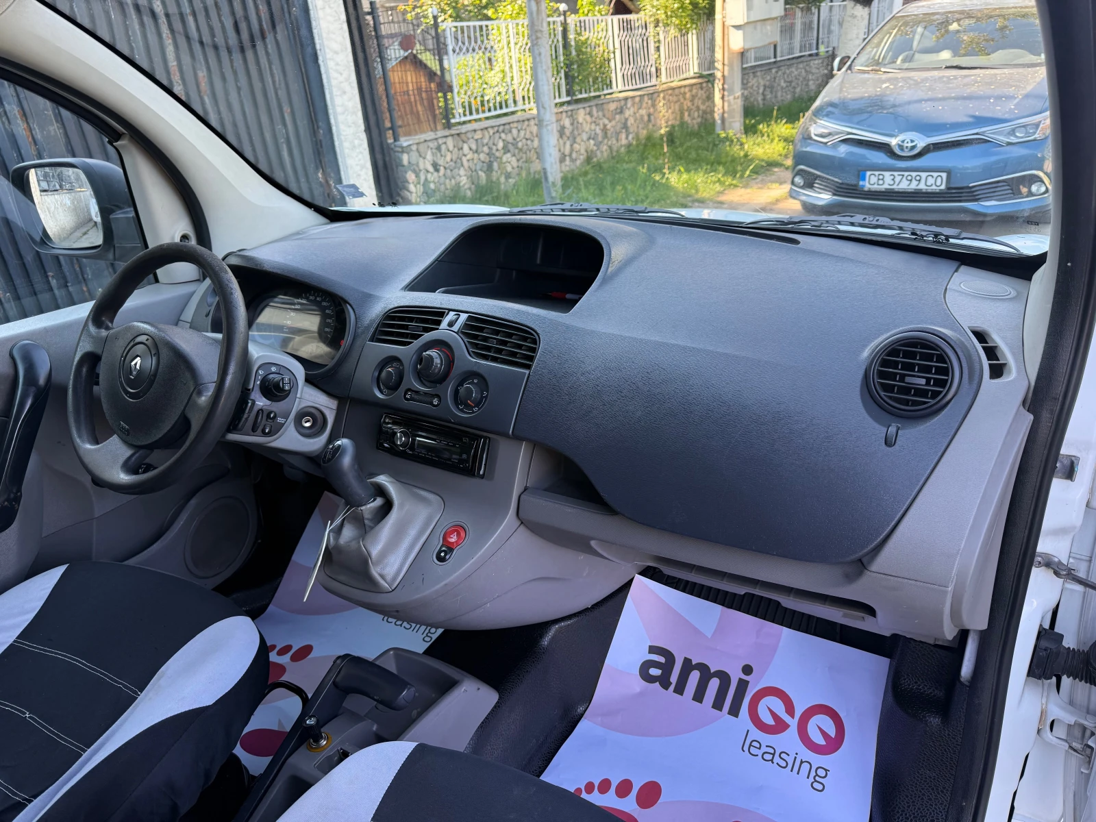 Renault Kangoo 1.5dci 68hp, снимка 13 - Автомобили и джипове - 54428592