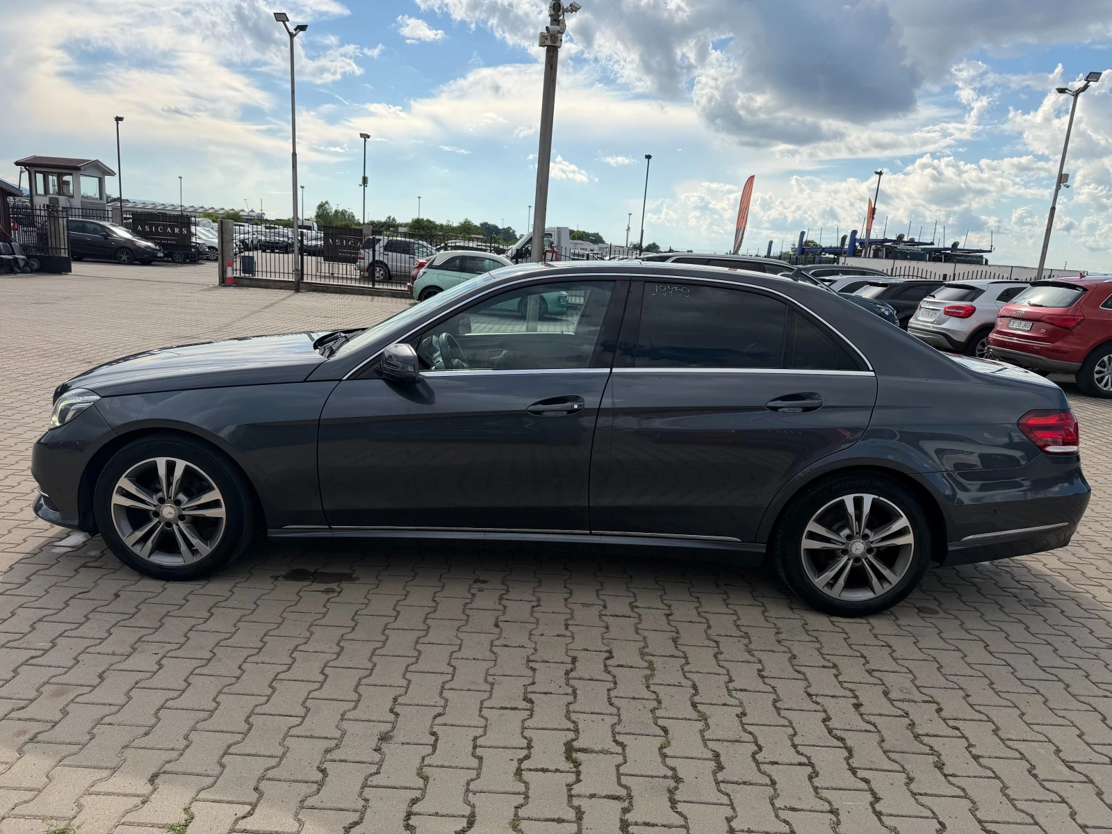 Mercedes-Benz E 220 CDI AVTOMAT/NAVI/KOJA EURO 5, снимка 9 - Автомобили и джипове - 55043137