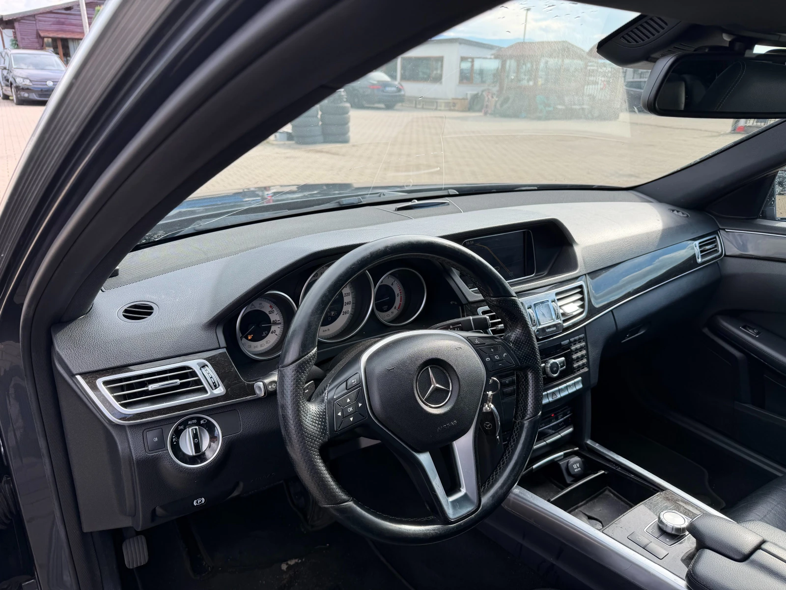 Mercedes-Benz E 220 CDI AVTOMAT/NAVI/KOJA EURO 5, снимка 14 - Автомобили и джипове - 55043137
