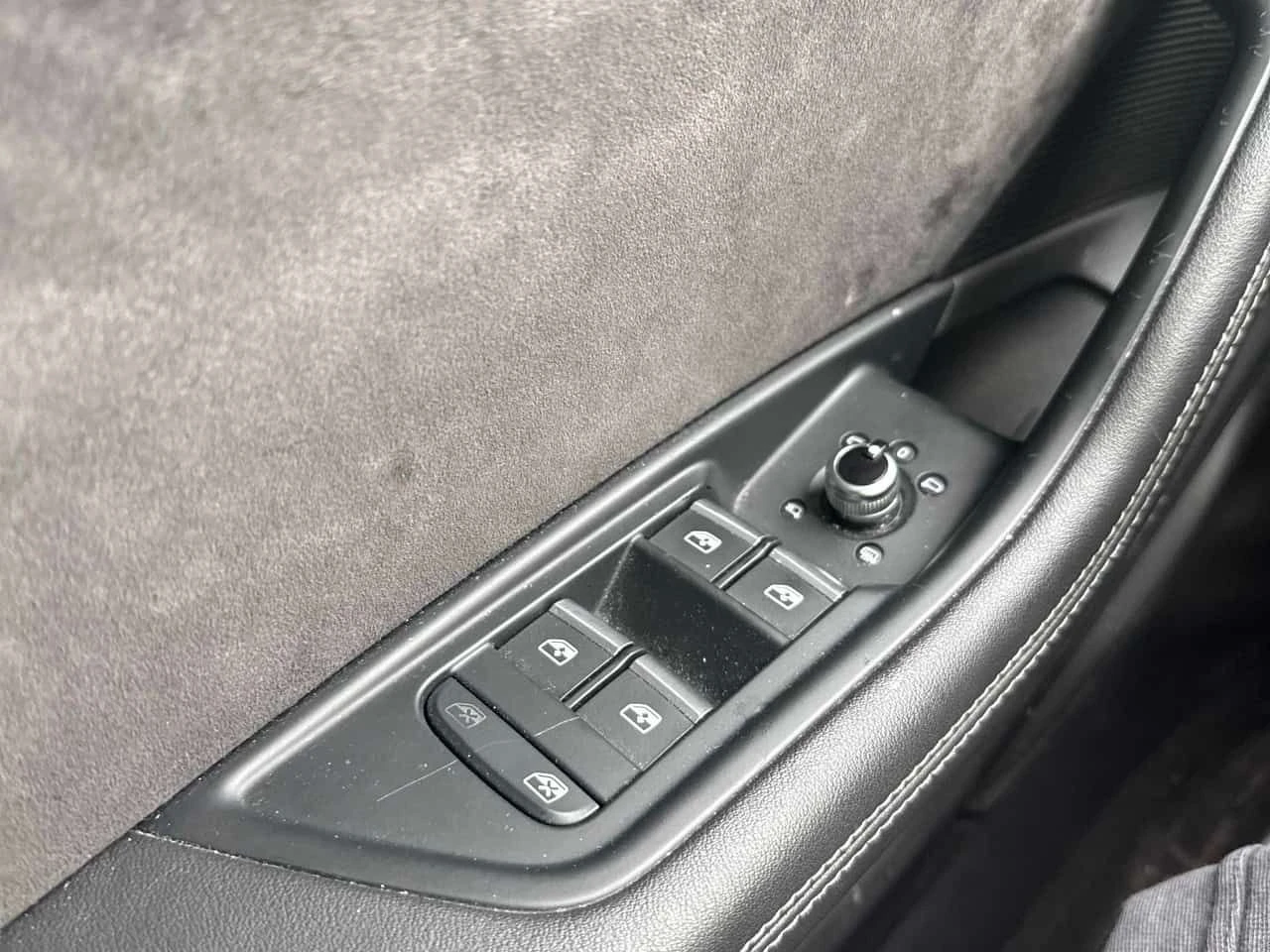 Audi S4 TECHNIK * DIGITAL* ДИСТРОНИК* 360 КАМЕРА* , снимка 16 - Автомобили и джипове - 55359212