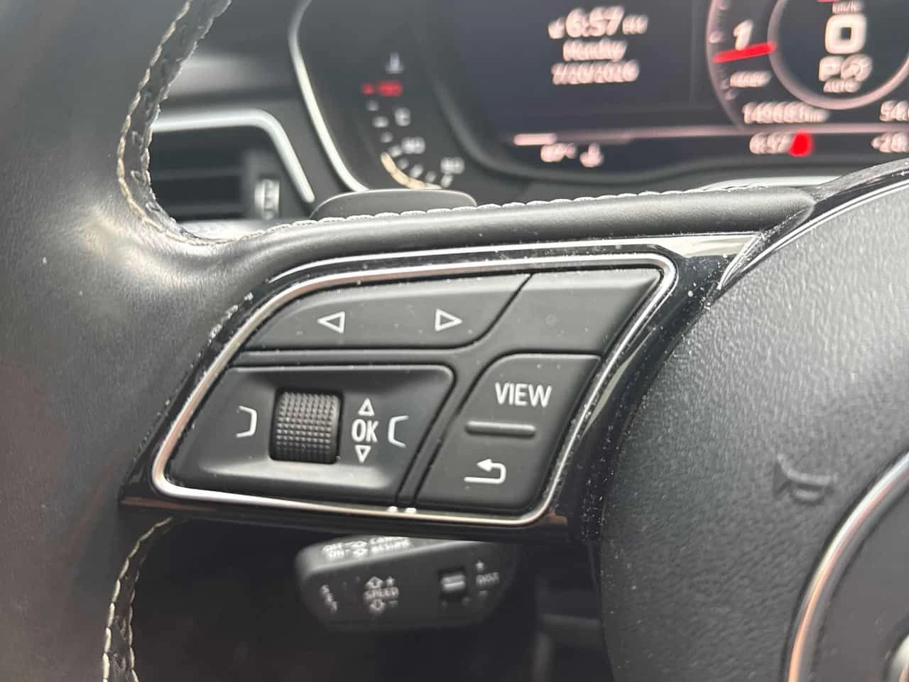 Audi S4 TECHNIK * DIGITAL* ДИСТРОНИК* 360 КАМЕРА* , снимка 14 - Автомобили и джипове - 55359212