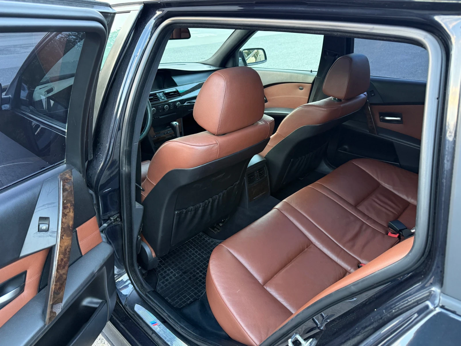 BMW 530 d M-Pack AUTOMAT , снимка 9 - Автомобили и джипове - 55646989