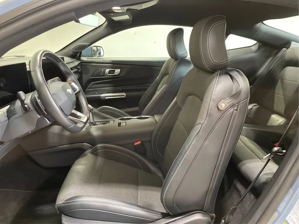 Ford Mustang 5.0 GT Fastback* DISTRONIC* ПОДГРЕВ* КАМЕРА* , снимка 10 - Автомобили и джипове - 55664730