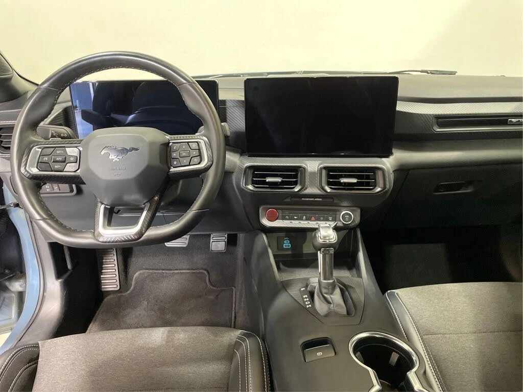 Ford Mustang 5.0 GT Fastback* DISTRONIC* ПОДГРЕВ* КАМЕРА* , снимка 11 - Автомобили и джипове - 55664730