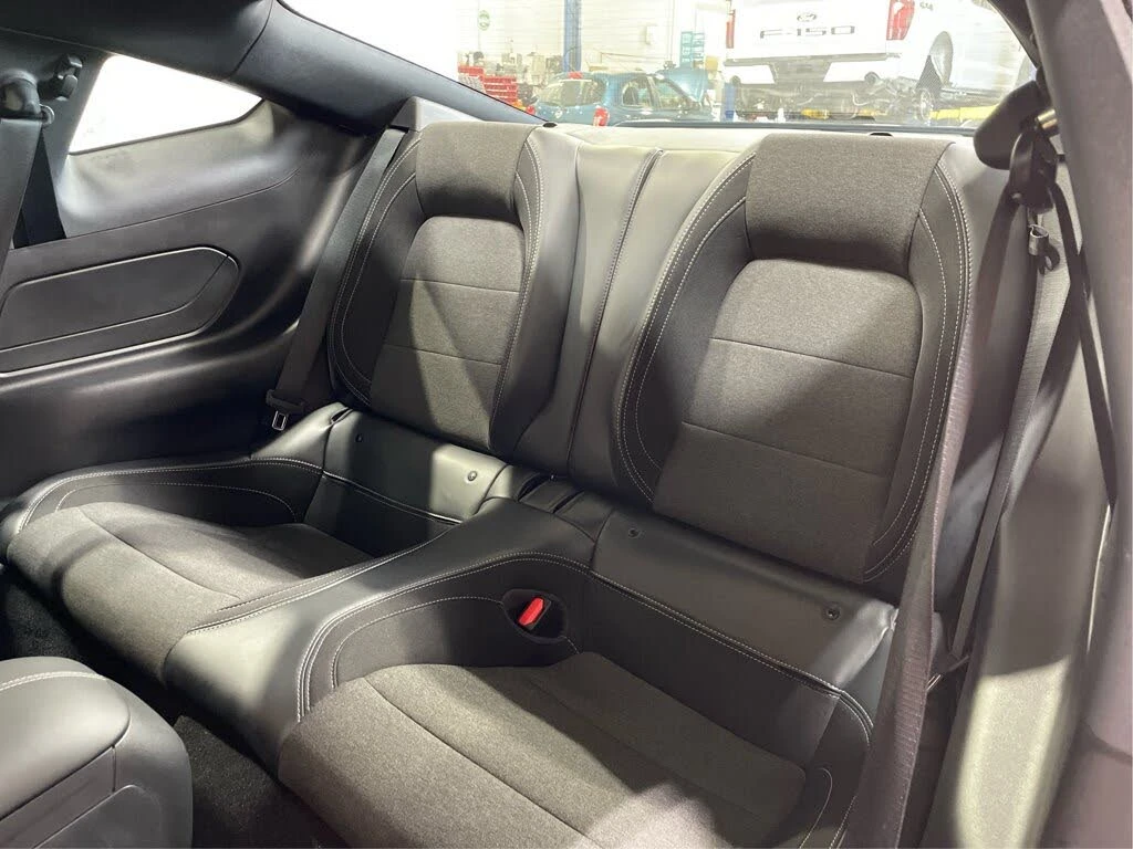 Ford Mustang 5.0 GT Fastback* DISTRONIC* ПОДГРЕВ* КАМЕРА* , снимка 16 - Автомобили и джипове - 55664730