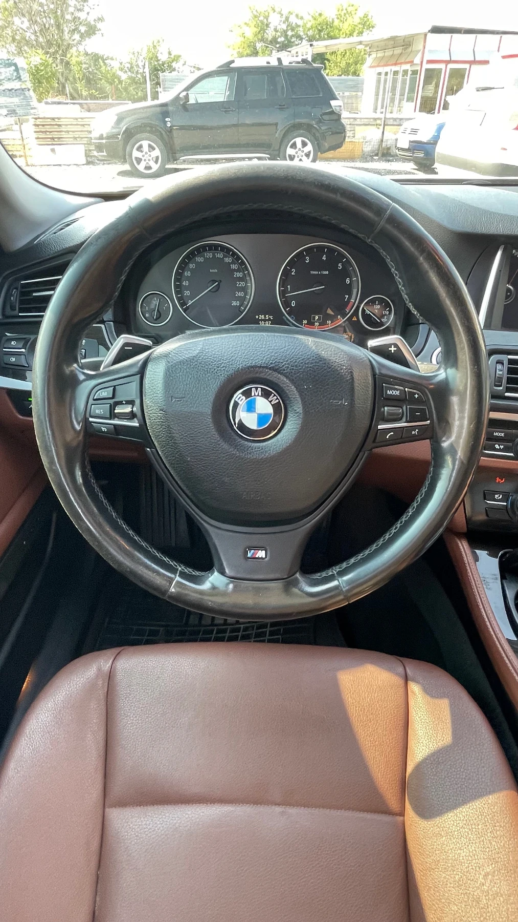 BMW 530 530i 3.0/258к.с. НАВИ/АВТОМАТ/Бензин, снимка 13 - Автомобили и джипове - 55769939