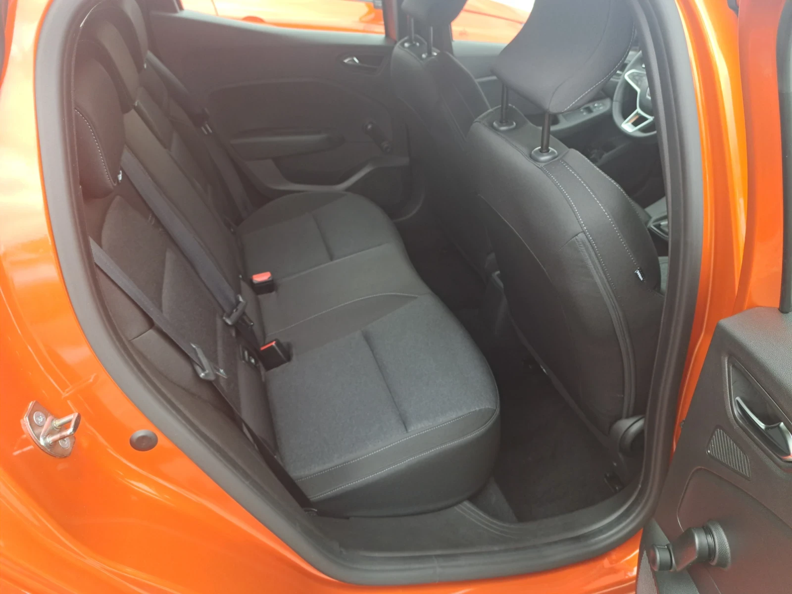 Renault Clio 1.0 90ks GPL, снимка 9 - Автомобили и джипове - 56074005