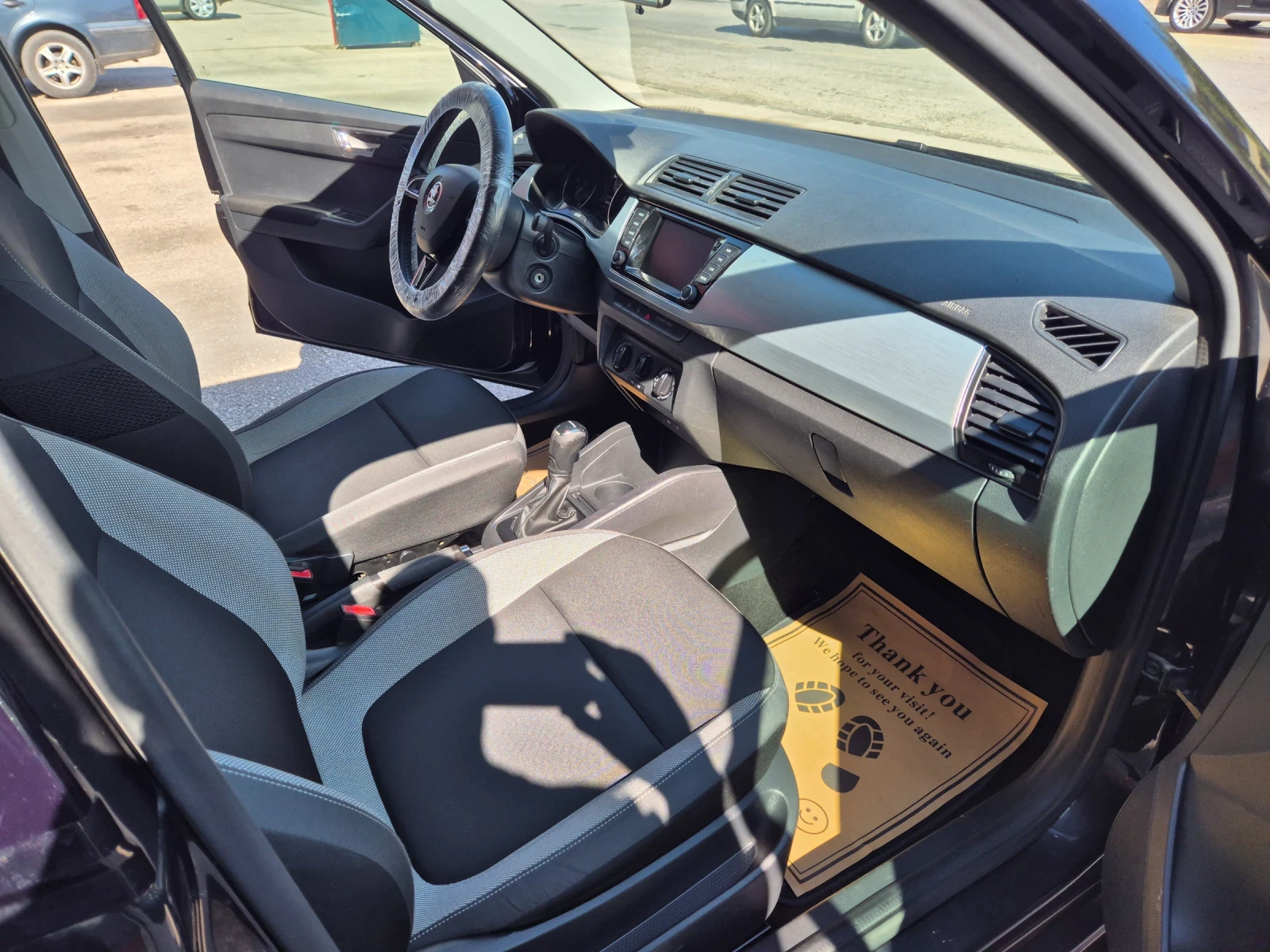 Skoda Fabia 1.4TDI 90кс  DSG, снимка 11 - Автомобили и джипове - 56310937