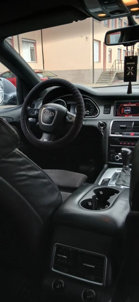 Audi Q7 - 13000 € / 25425.79 лв. - 22855211 5