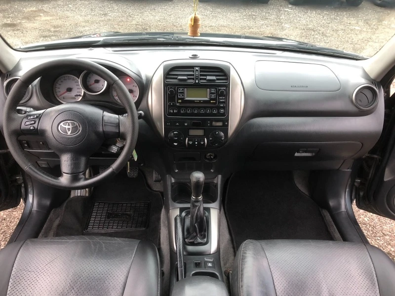 Toyota Rav4 2.0 VVTI  UNIKAT ГЪРЦИЯ, снимка 11 - Автомобили и джипове - 45750144