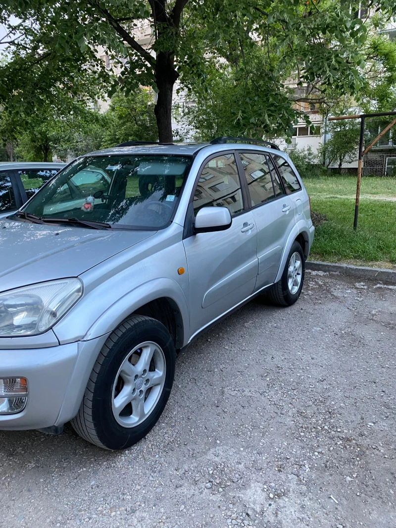 Toyota Rav4 2.0 16V VVT-i 4WD, снимка 3 - Автомобили и джипове - 45959399