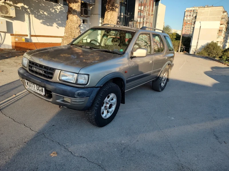 Opel Frontera 3.2 бензин, автоматик , снимка 2 - Автомобили и джипове - 47741664