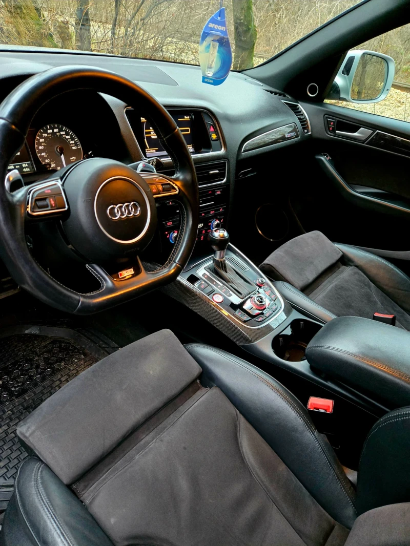 Audi SQ5 Panorama, снимка 10 - Автомобили и джипове - 48310339