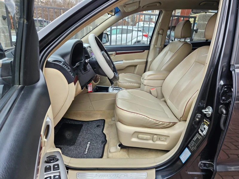 Hyundai Santa fe 2.2D, 155к.с., Кожа, Автомат, Подгрев, 7 места!, снимка 8 - Автомобили и джипове - 48477771