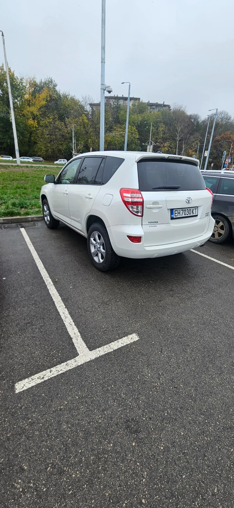 Toyota Rav4, снимка 4 - Автомобили и джипове - 52676915