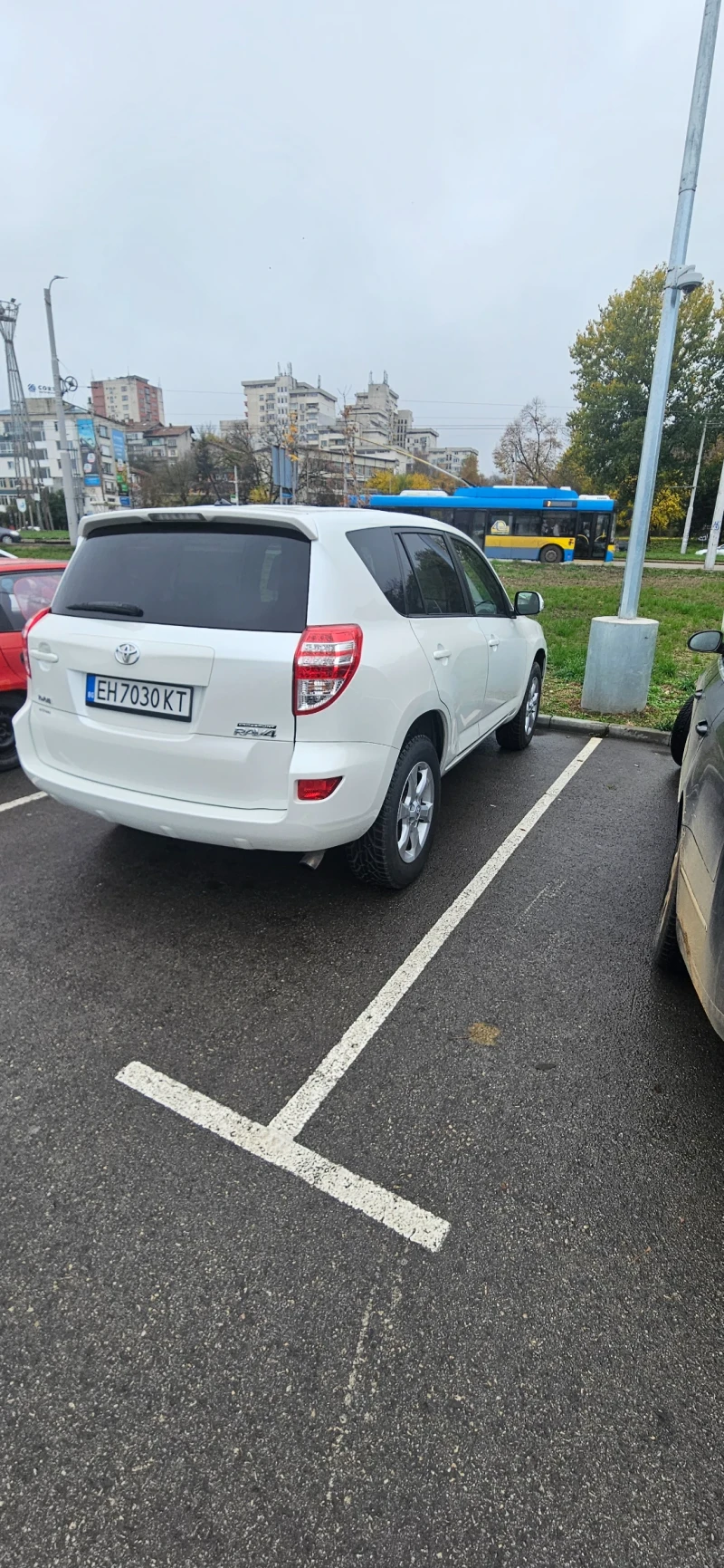 Toyota Rav4, снимка 5 - Автомобили и джипове - 52676915