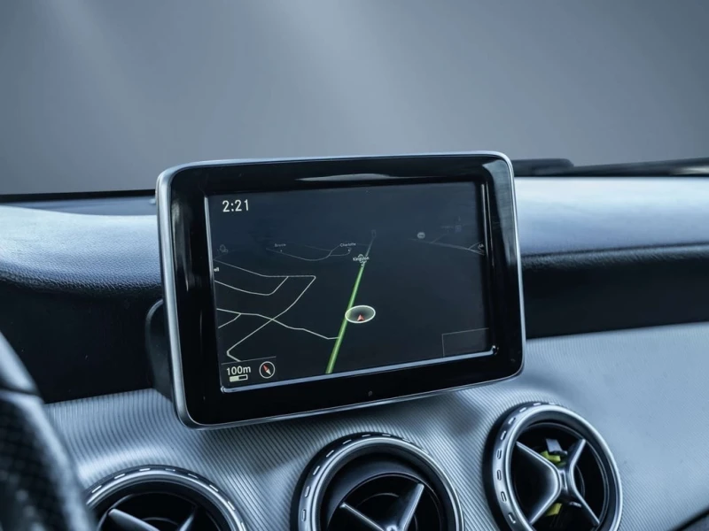 Mercedes-Benz GLA * GLA250 4 MATIC * CARFAX * ЦЕНА ДО БГ, снимка 14 - Автомобили и джипове - 53233359
