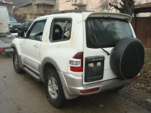 Mitsubishi Pajero 3.2did, снимка 3 - Автомобили и джипове - 46834212