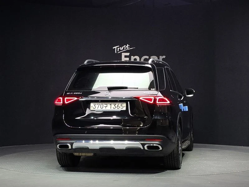 Mercedes-Benz GLE GLE300d 4MATIC| 245к.с.| ВКЛ.ТЕХНОТЕСТ, снимка 4 - Автомобили и джипове - 55217963