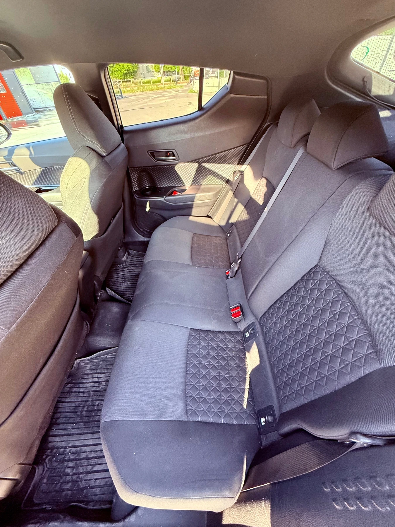 Toyota C-HR  - изображение 7