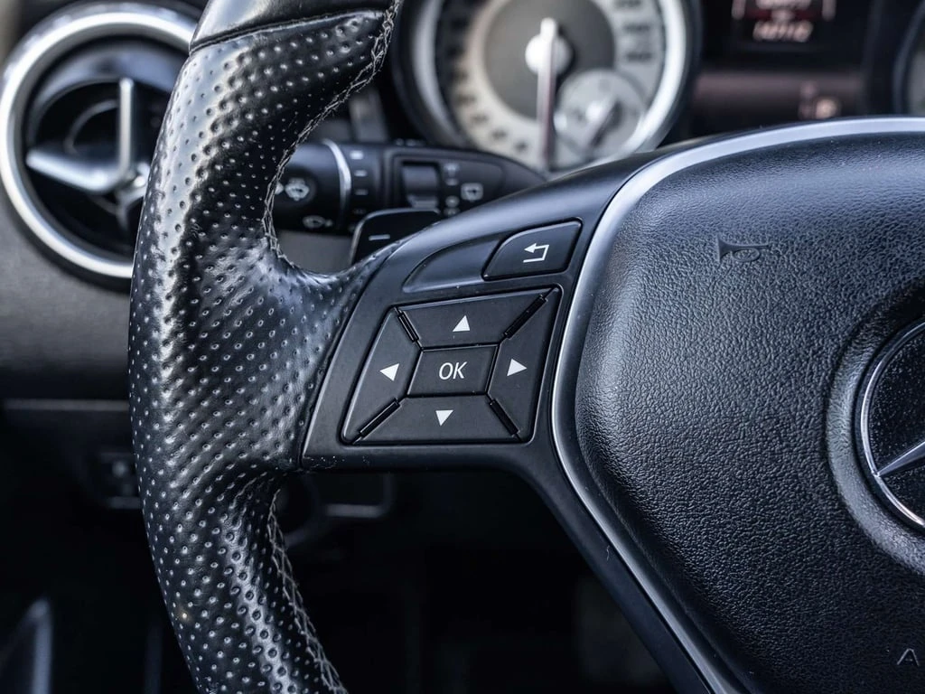 Mercedes-Benz GLA * GLA250 4 MATIC * CARFAX * ЦЕНА ДО БГ - изображение 9