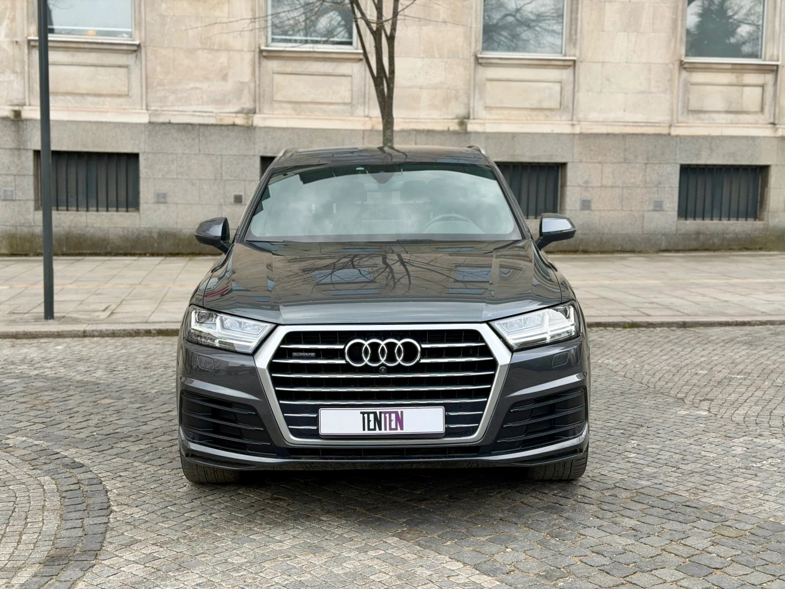 Audi Q7 Quattro Full S Line / Баклава / 360/ B&O/ Air, снимка 2 - Автомобили и джипове - 53961528