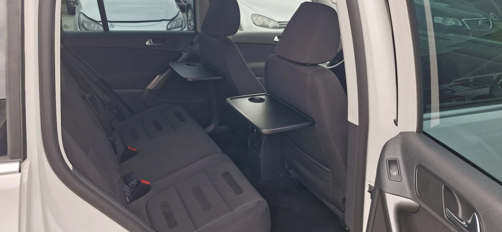 VW Tiguan 2.0tdi 170hp 4motion, снимка 14 - Автомобили и джипове - 54221371