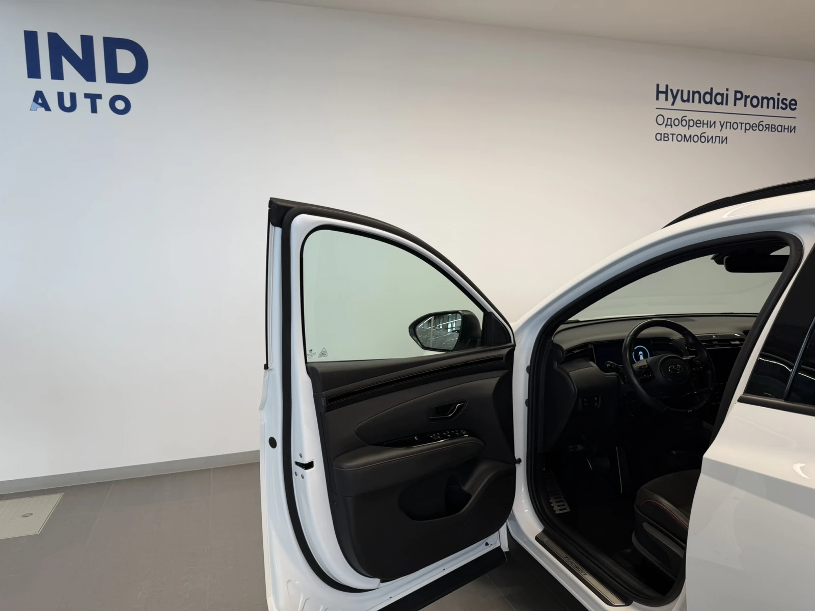 Hyundai Tucson EXCLUSIVE N line Hybrid AWD, снимка 10 - Автомобили и джипове - 54237887