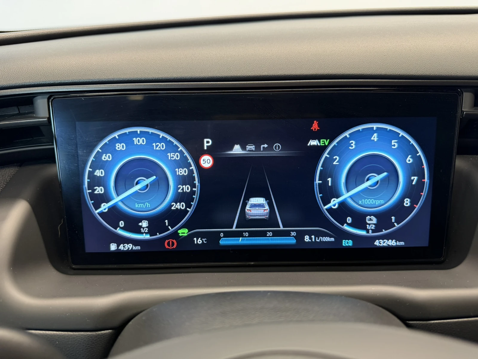 Hyundai Tucson EXCLUSIVE N line Hybrid AWD, снимка 12 - Автомобили и джипове - 54237887