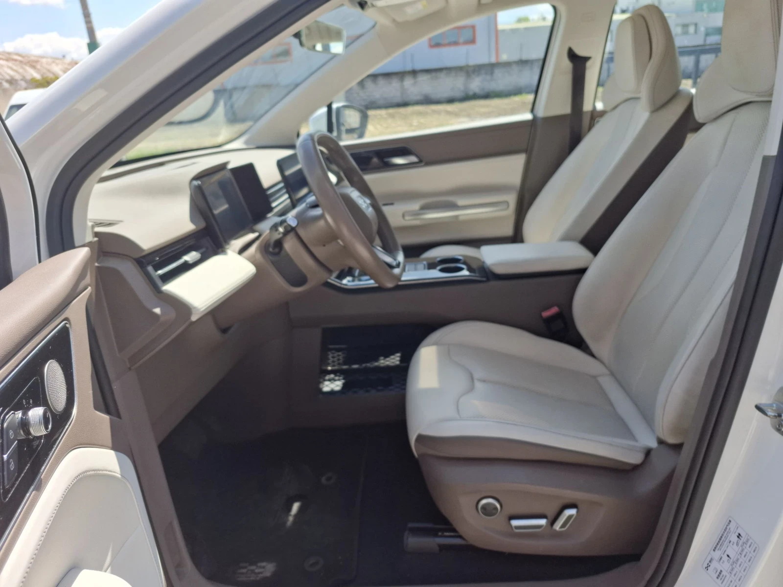 ����� Aiways U5 * * 64Kwh * * Premium  | Mobile.bg � ����������� 13