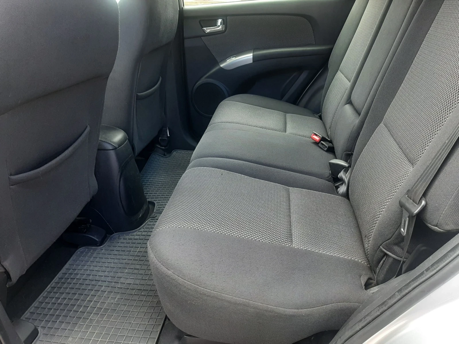Kia Sportage 2.0 CRDI FEIS 4x4KLIMATRON, снимка 14 - Автомобили и джипове - 54718021