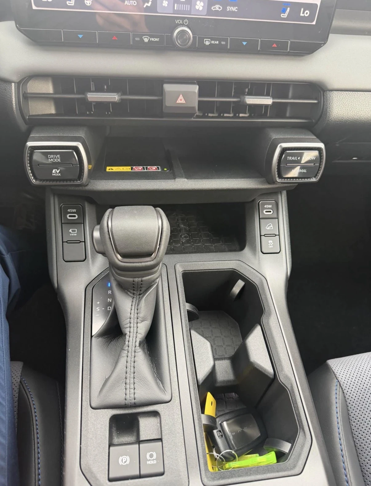Toyota Rav4 LOUNGE | ОБДУХВАНЕ | JBL | НОВА , снимка 8 - Автомобили и джипове - 55630721