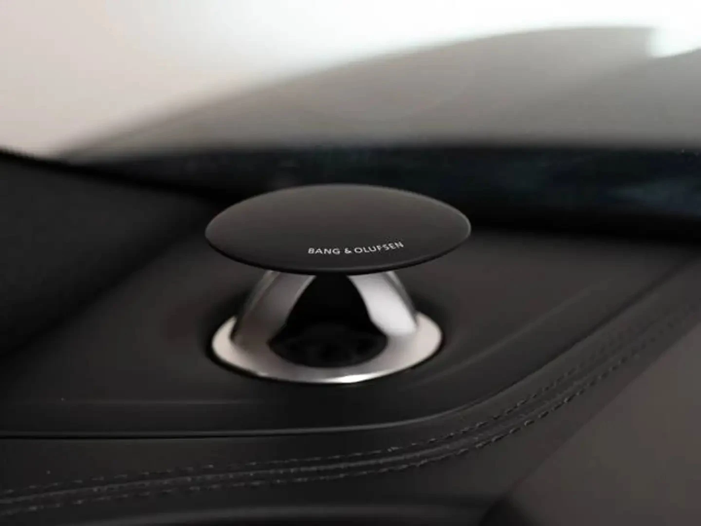 Audi RSQ8 CARBON* 3D B&O* DIS* MATRIX* PANO* �����* ALCANTAR | Mobile.bg � ����������� 12