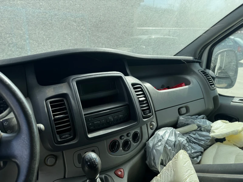 Renault Trafic 2.0dci 115hp M9R , снимка 8 - Бусове и автобуси - 49444728