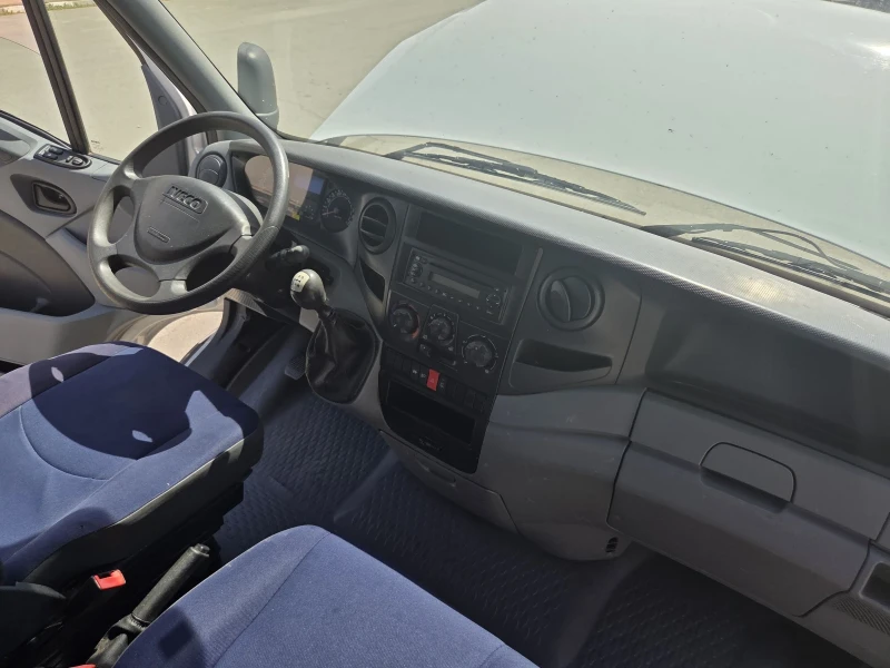 Iveco 35c13 MAXI ДВ.ГУМА * ТОП* , снимка 11 - Бусове и автобуси - 51608102