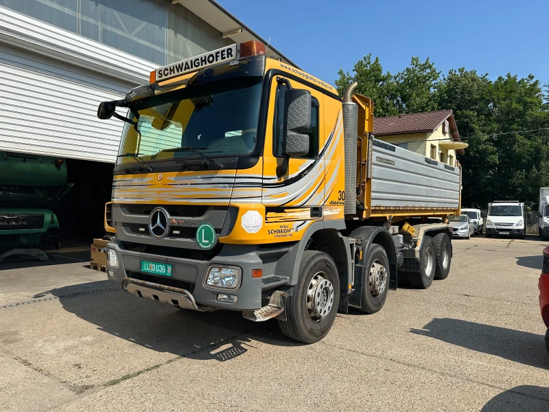 Mercedes-Benz Actros 4144