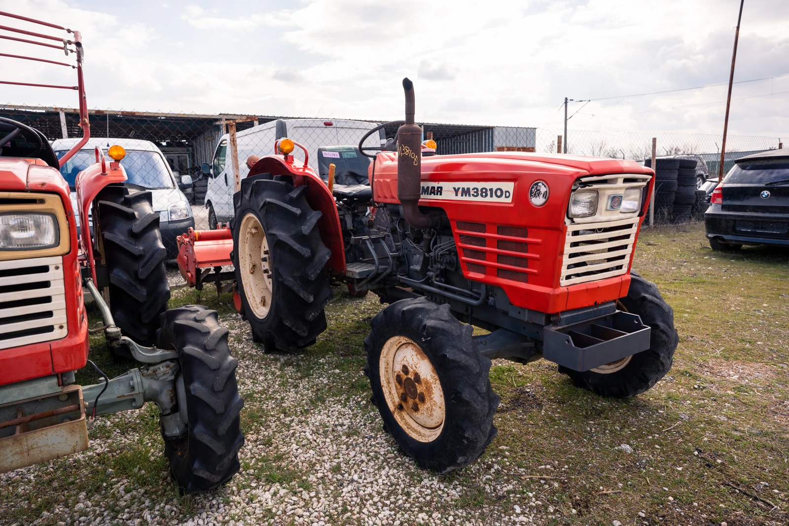 Трактор Yanmar YM3810D, снимка 1