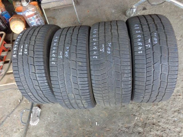 Гуми Зимни 245/45R17, снимка 2 - Гуми и джанти - 18655675