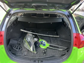 Toyota Auris НА ЧАСТИ! 1.8 hybrid, снимка 10