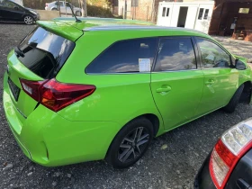 Toyota Auris НА ЧАСТИ! 1.8 hybrid, снимка 2