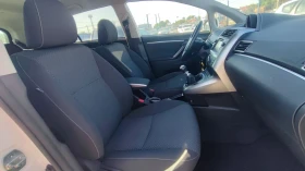 Toyota Verso 1.6i бяла перла, снимка 14