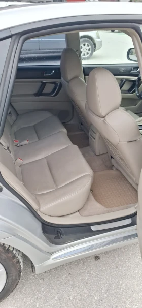 Subaru Legacy 3.0 , снимка 6