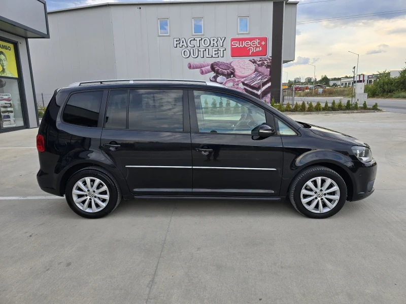 VW Touran 2.0tdi 140k.c* DSG* 6+ 1места* ЛИЗИНГ, снимка 4 - Автомобили и джипове - 47236944