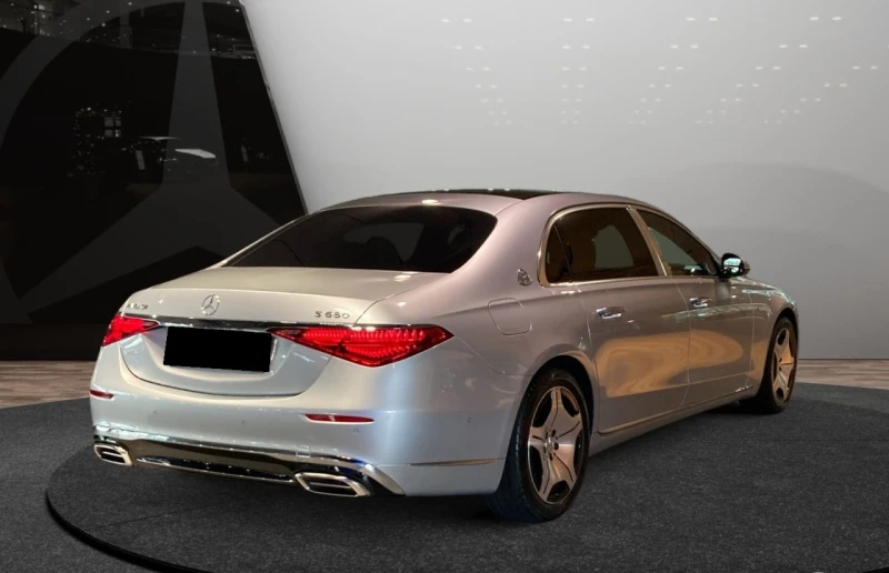 Mercedes-Benz S 680 MAYBACH/ 4MATIC/ EXCLUSIV/ BURM 4D/ HEAD UP 3D/ TV, снимка 6 - Автомобили и джипове - 48123644