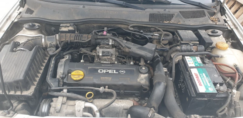 Opel Astra 1.7DTI, снимка 12 - Автомобили и джипове - 48332185