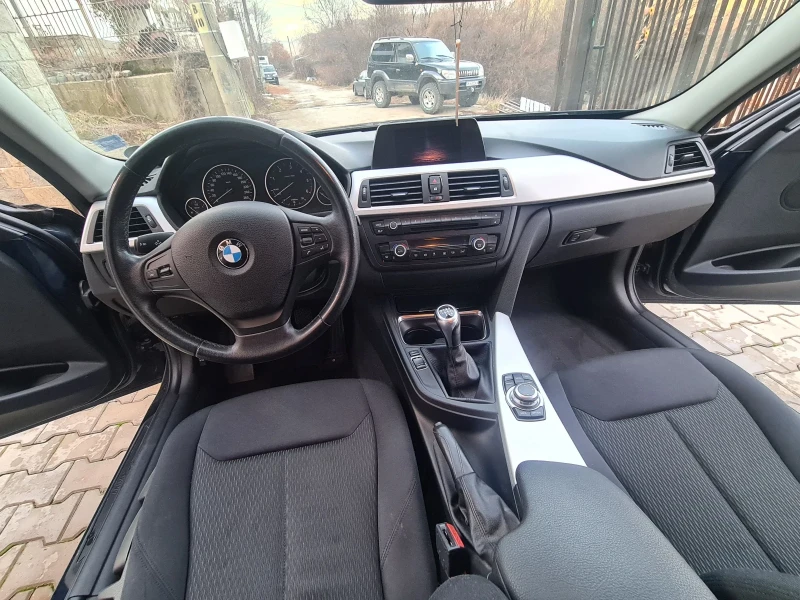 BMW 320 ПЕРФЕКТНА РЕАЛНИ КМ , снимка 5 - Автомобили и джипове - 48383526