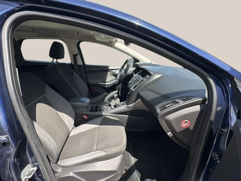 Ford Focus 1.6 TDCi, снимка 10 - Автомобили и джипове - 50049762