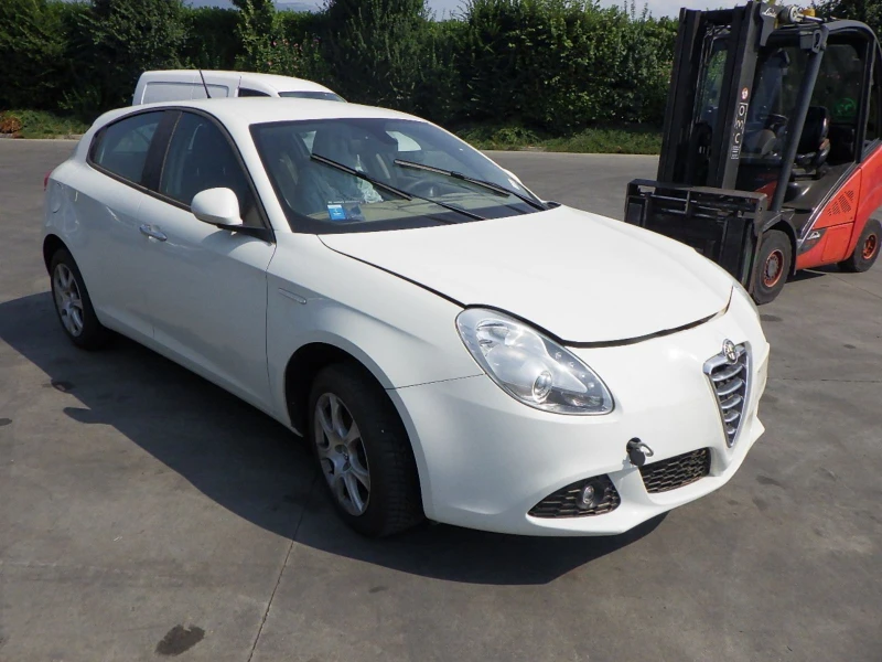 Alfa Romeo Giulietta 1.4, снимка 4 - Автомобили и джипове - 50929840