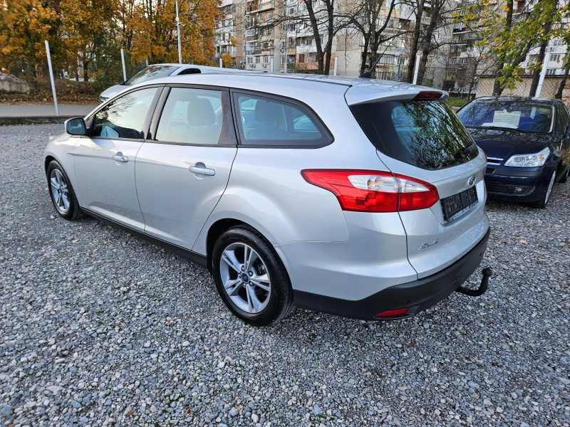 Ford Focus 1.6 95кс.FACELIFT, снимка 5 - Автомобили и джипове - 52403726